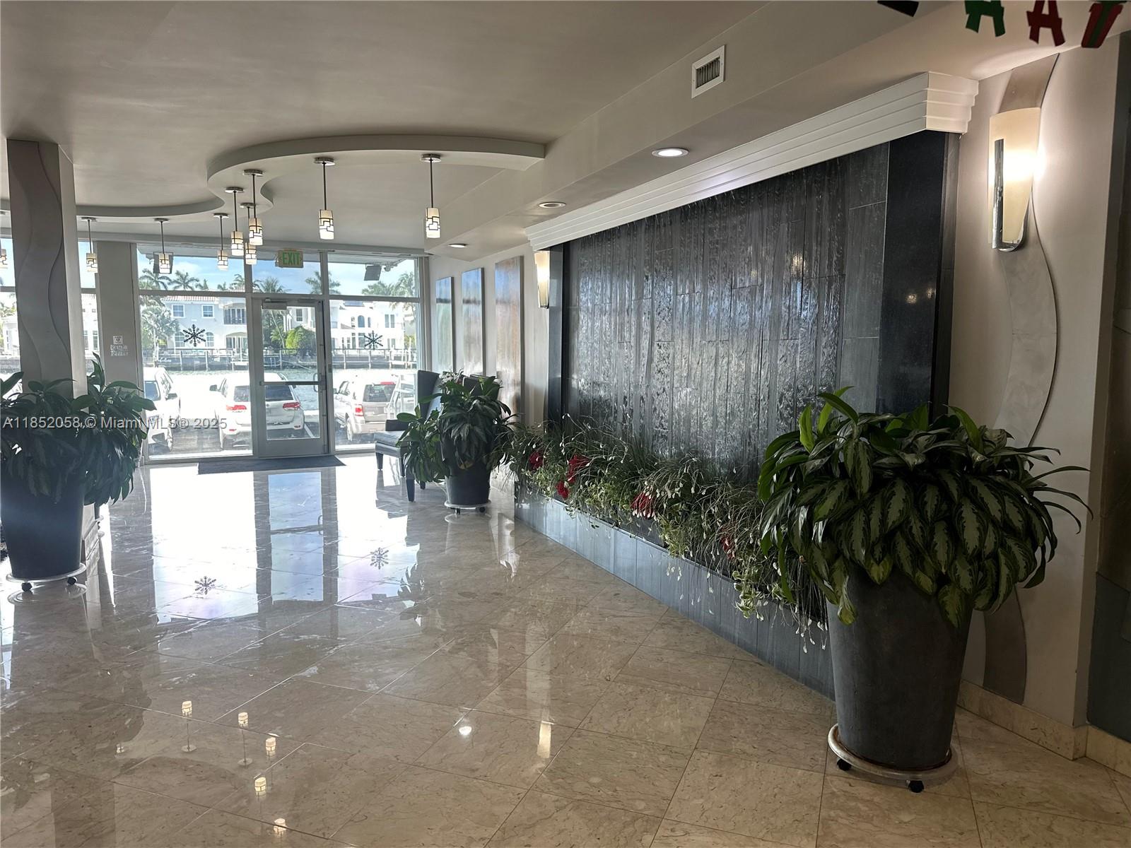 Photo of 1500 Ocean Dr  #5G, Hollywood, Florida, 33019 - 