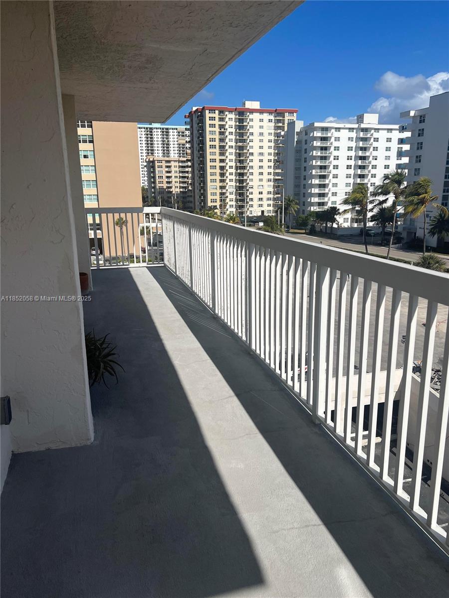 Photo of 1500 Ocean Dr  #5G, Hollywood, Florida, 33019 - 