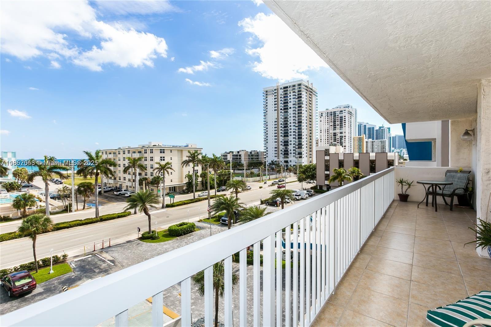 Photo of 1500 Ocean Dr  #5G, Hollywood, Florida, 33019 - 
