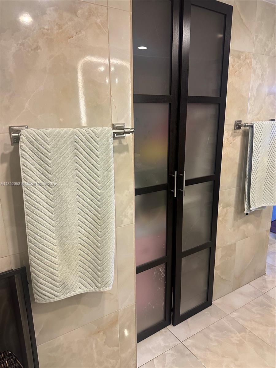 Photo of 1500 Ocean Dr  #5G, Hollywood, Florida, 33019 - 