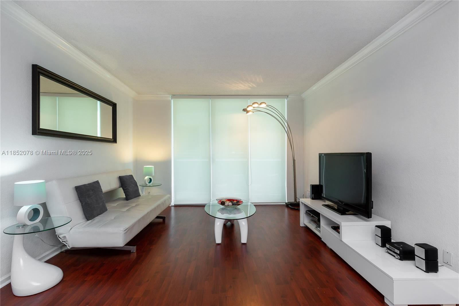 Photo of 3901 Ocean Dr  #2D, Hollywood, Florida, 33019 - 