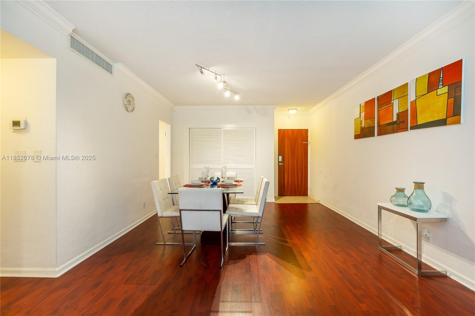 Photo of 3901 Ocean Dr  #2D, Hollywood, Florida, 33019 - 