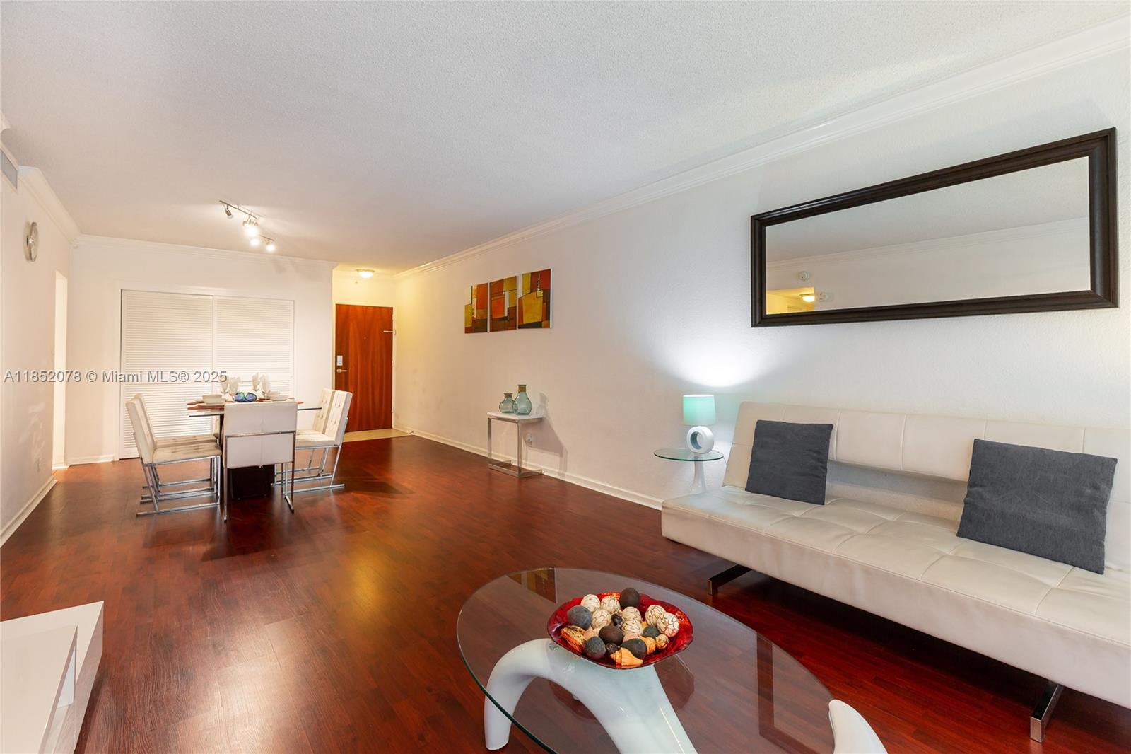 Photo of 3901 Ocean Dr  #2D, Hollywood, Florida, 33019 - 