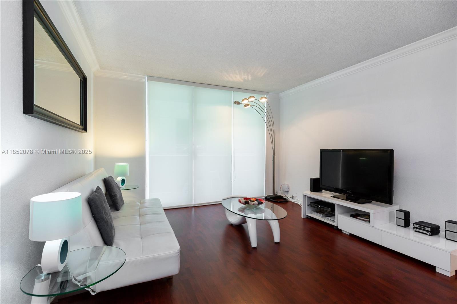 Photo of 3901 Ocean Dr  #2D, Hollywood, Florida, 33019 - 