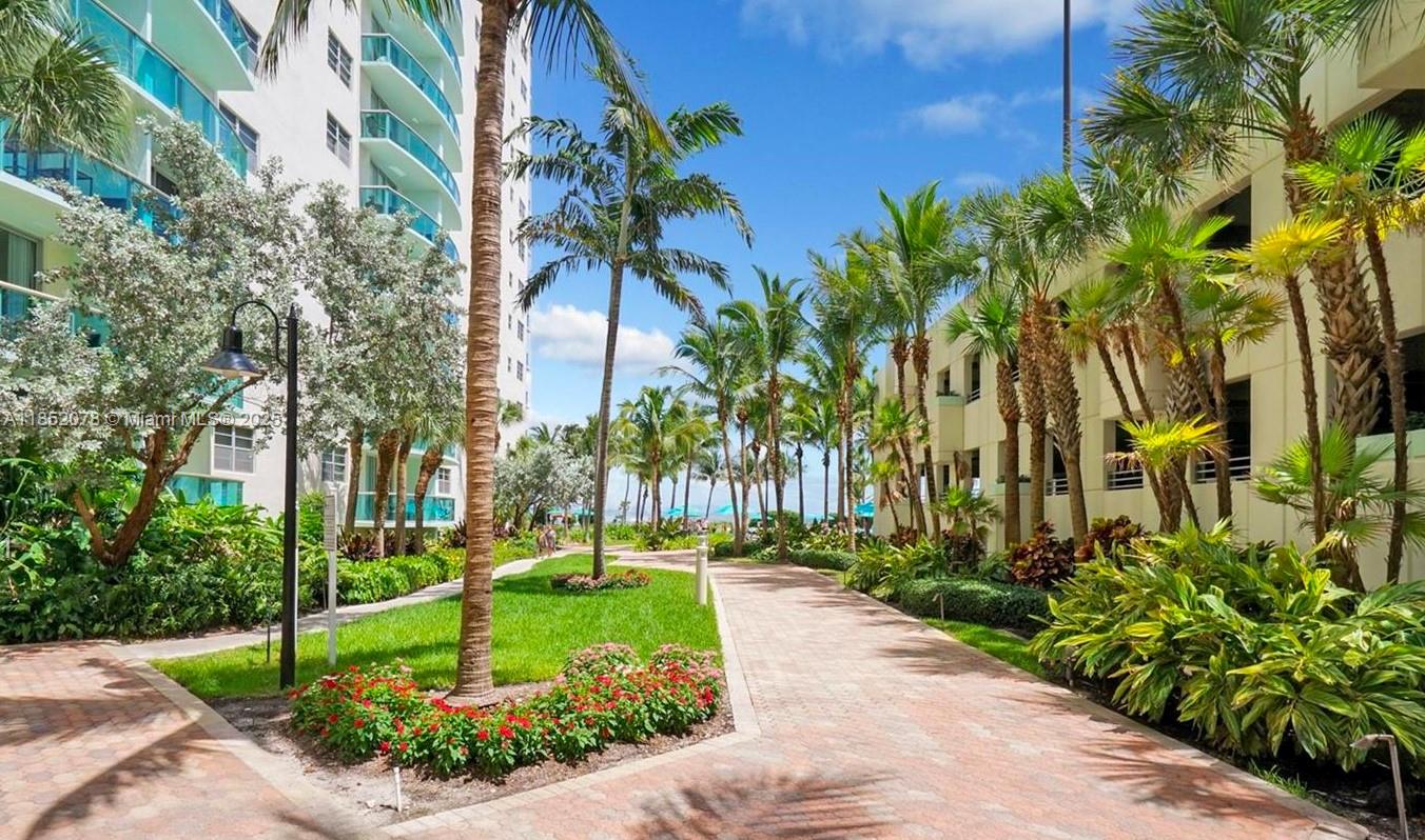 Photo of 3901 Ocean Dr  #2D, Hollywood, Florida, 33019 - 