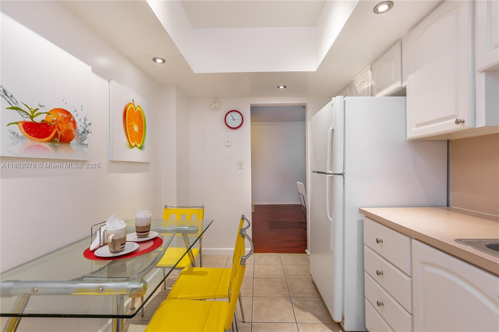 Photo of 3901 Ocean Dr  #2D, Hollywood, Florida, 33019 - 