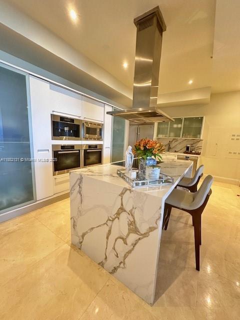 See details 4004 3 / 4 2174 sq. ft. $ 2025-08-04 0 Photo