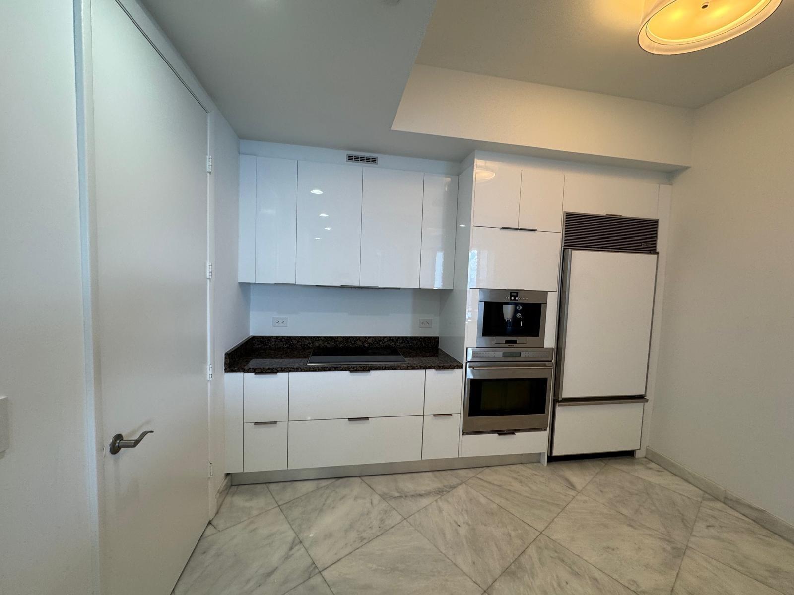 2207 3 / 3 2106 sq. ft. $ 2026-03-05 0 Photo