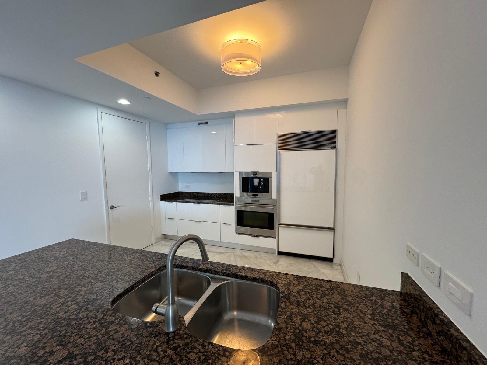 2207 3 / 3 2106 sq. ft. $ 2026-03-05 0 Photo