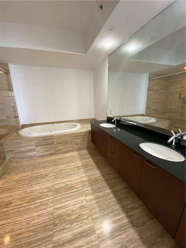 2207 3 / 3 2106 sq. ft. $ 2026-03-05 0 Photo