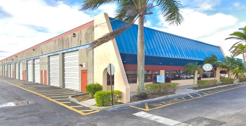 See details / sq. ft. $ 2025-08-04 0 Photo