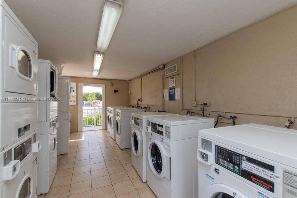 See details / sq. ft. $ 2025-08-04 0 Photo
