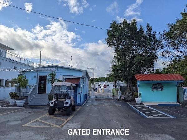 See details / sq. ft. $ 2025-08-04 0 Photo