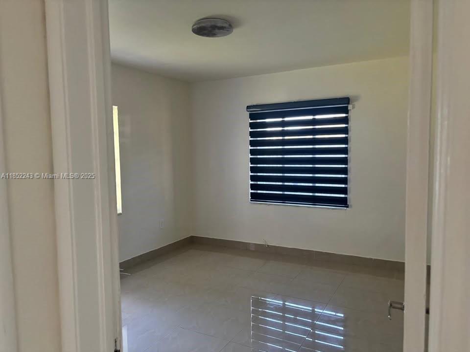 See details / 1293 sq. ft. $ 2025-08-04 0 Photo