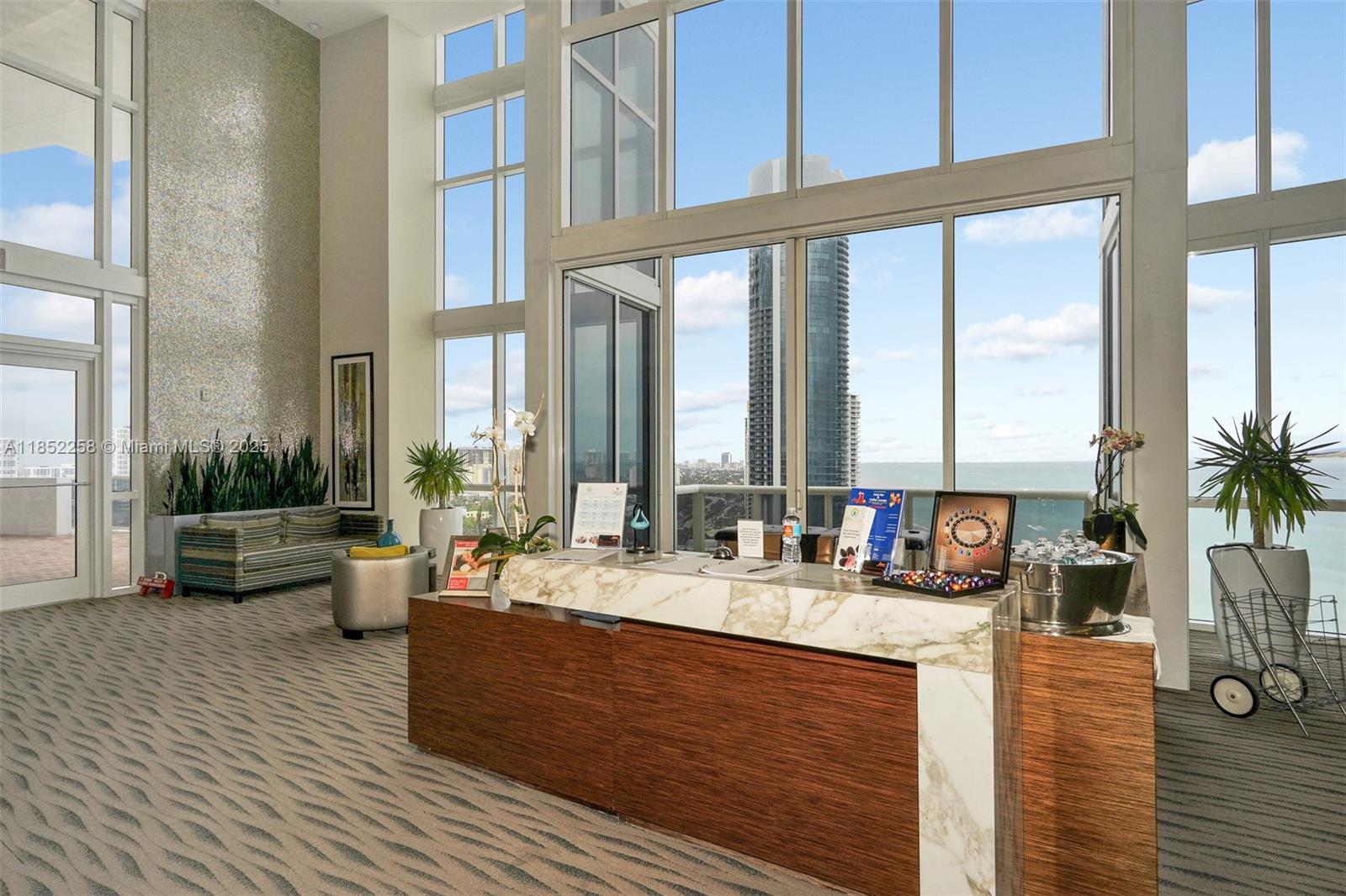 See details 5508 1 / 2 920 sq. ft. $ 2025-08-04 0 Photo