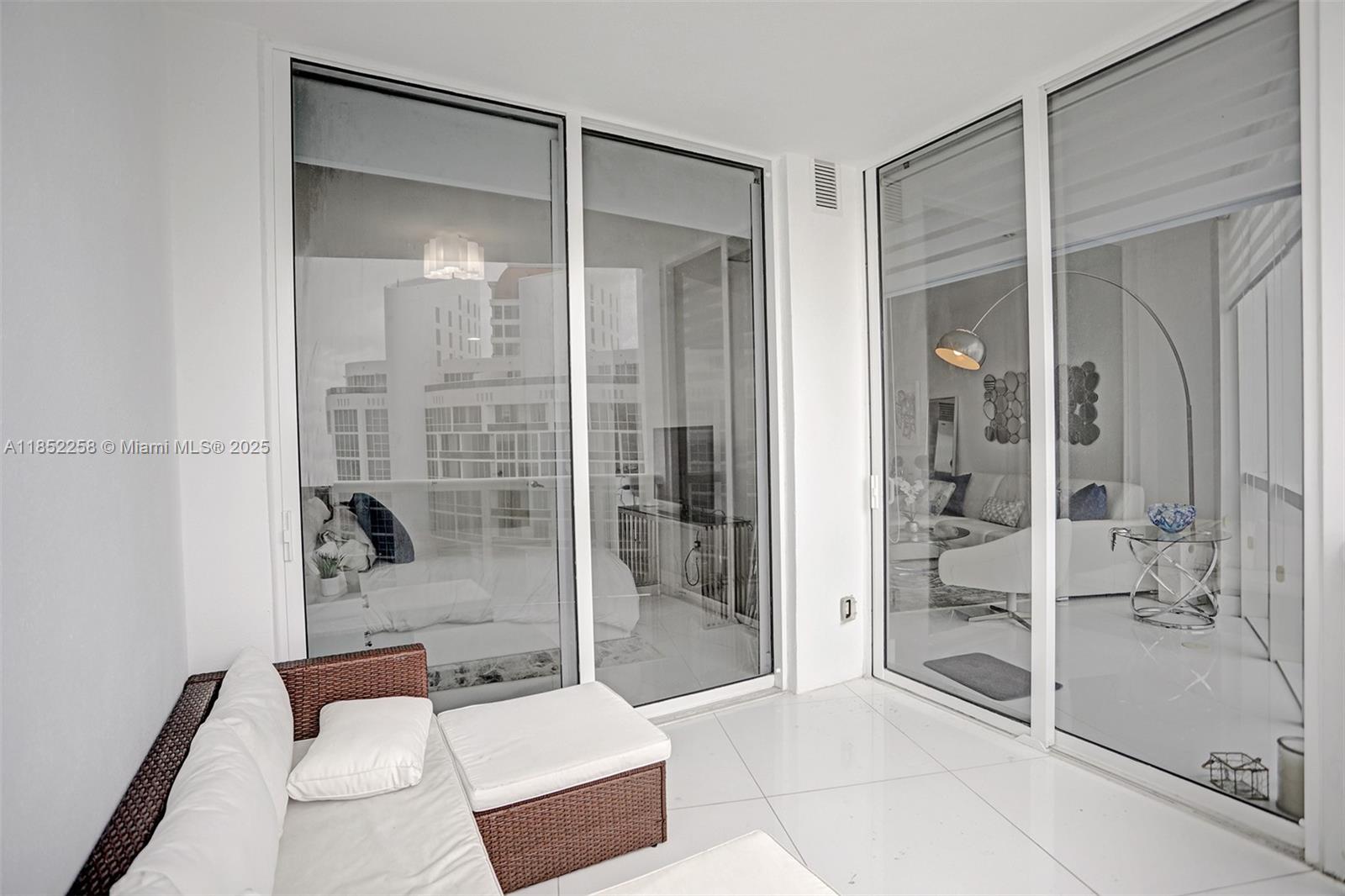 See details 5508 1 / 2 920 sq. ft. $ 2025-08-04 0 Photo