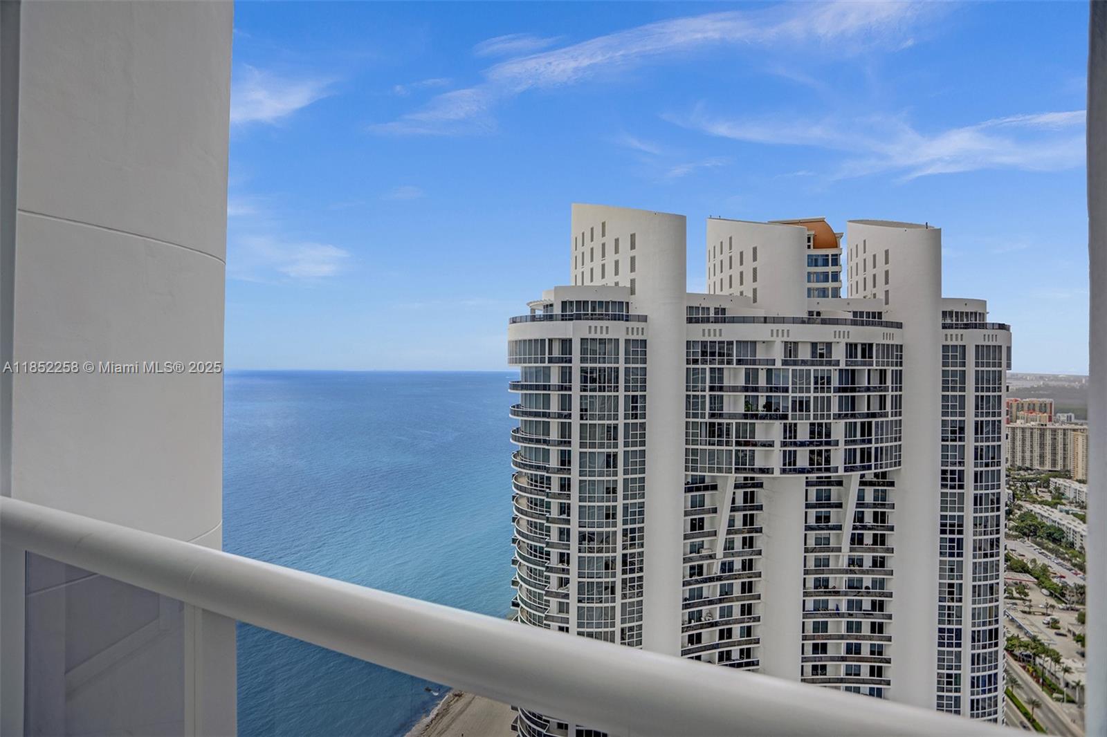 See details 5508 1 / 2 920 sq. ft. $ 2025-08-04 0 Photo