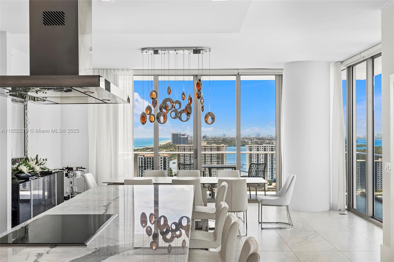See details 5-PH01 4 / 5 3895 sq. ft. $ 2025-08-04 0 Photo