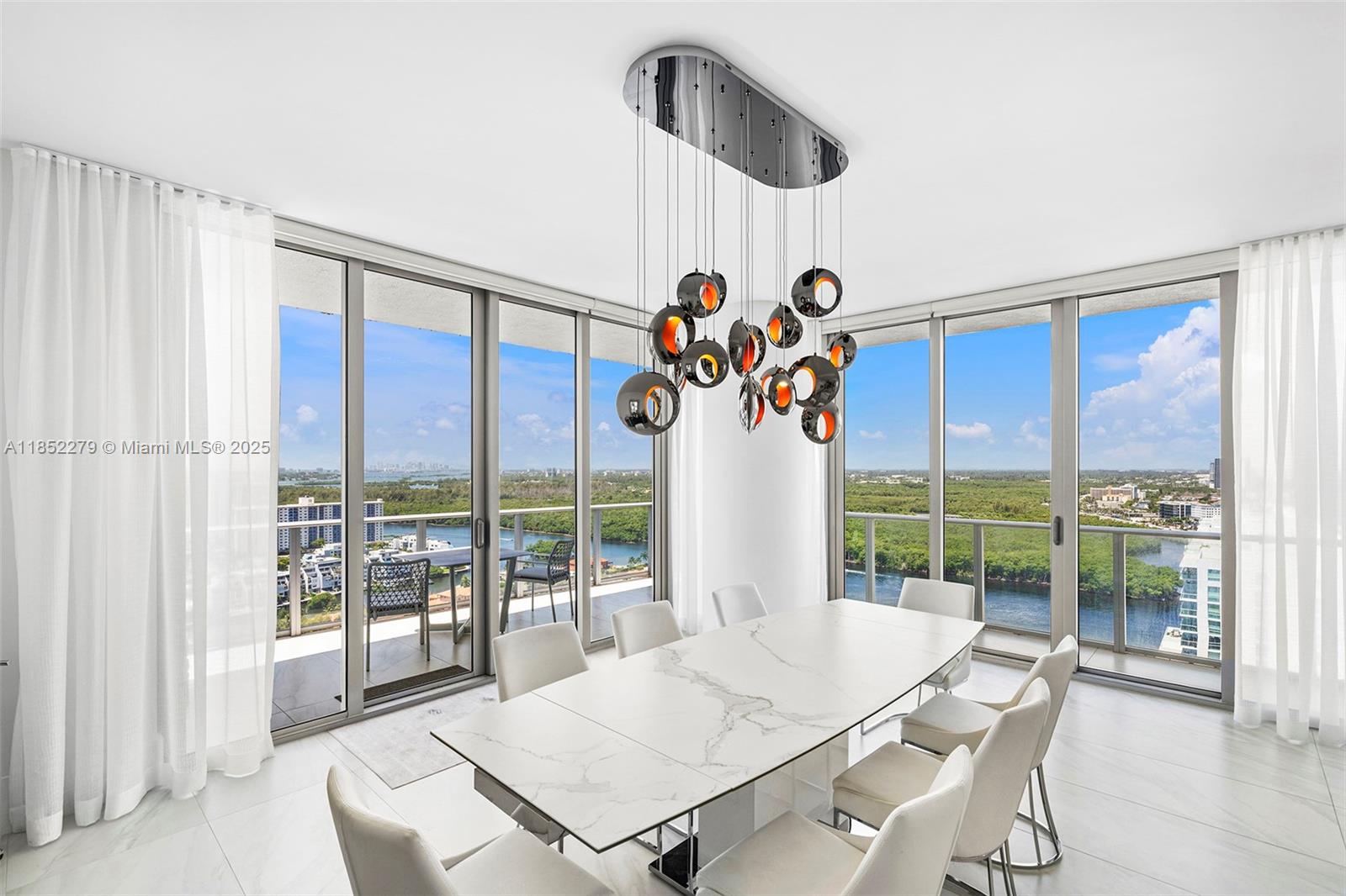 See details 5-PH01 4 / 5 3895 sq. ft. $ 2025-08-04 0 Photo