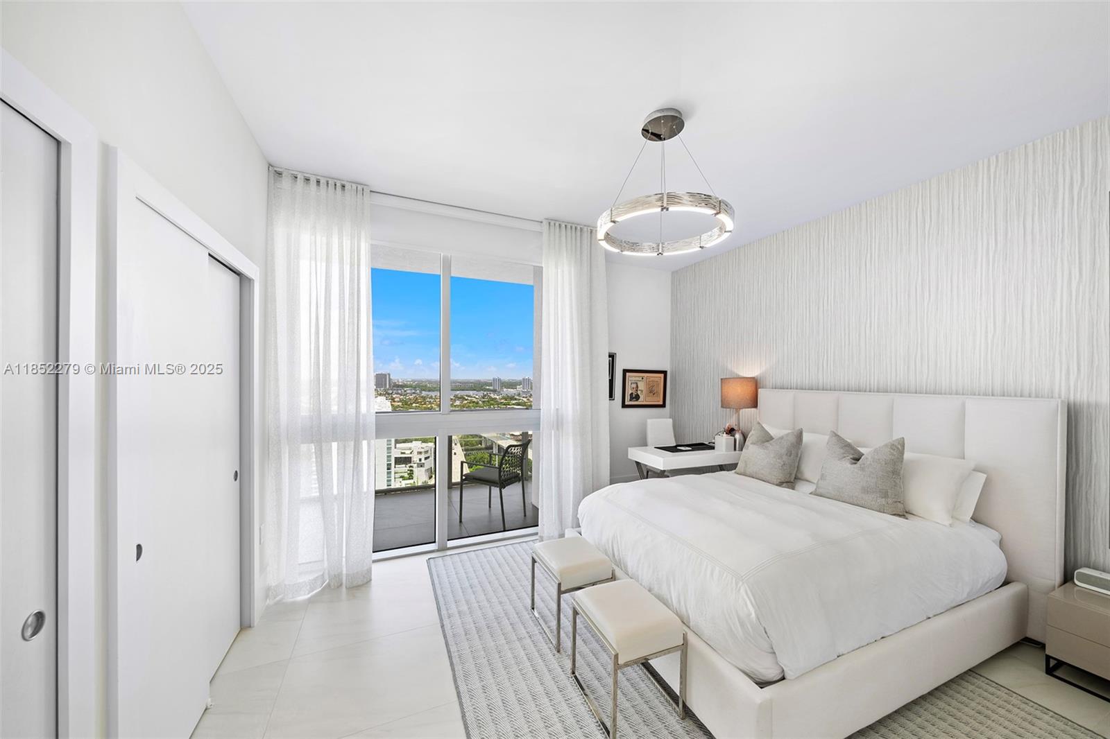 See details 5-PH01 4 / 5 3895 sq. ft. $ 2025-08-04 0 Photo