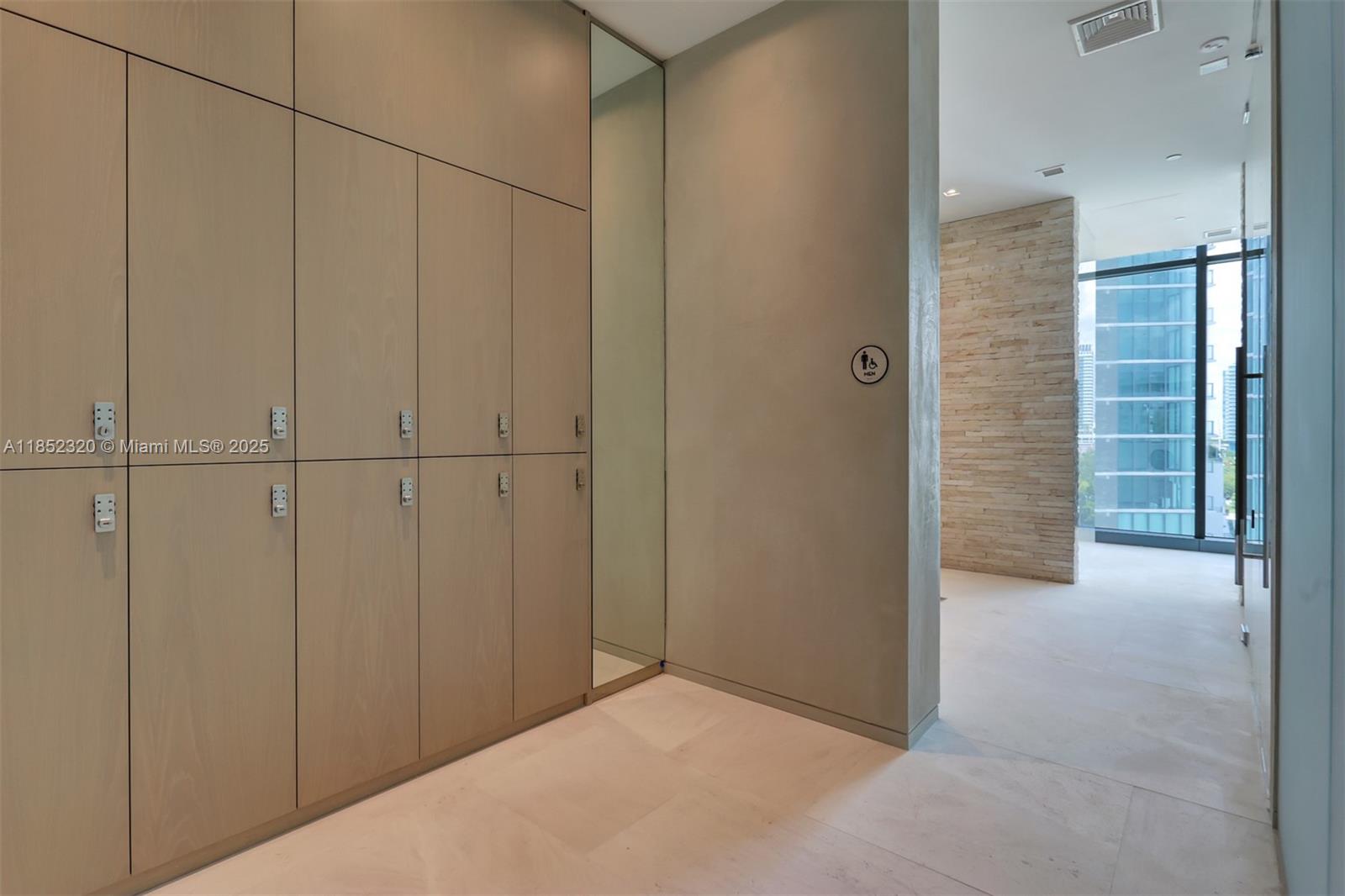 See details 3605 2 / 2 1088 sq. ft. $ 2025-08-04 0 Photo