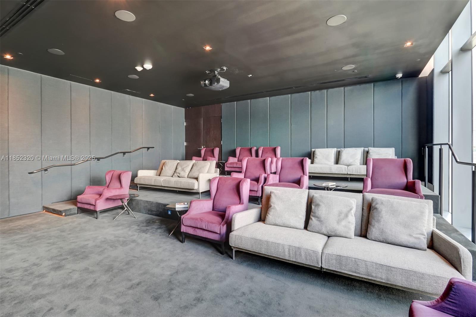 See details 3605 2 / 2 1088 sq. ft. $ 2025-08-04 0 Photo