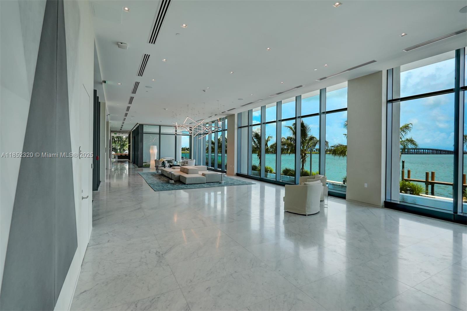 See details 3605 2 / 2 1088 sq. ft. $ 2025-08-04 0 Photo