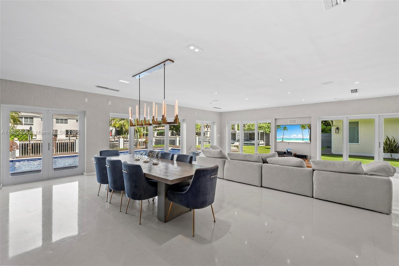 Photo of 194 Golden Beach Dr  (194), Golden Beach, Florida, 33160 - 