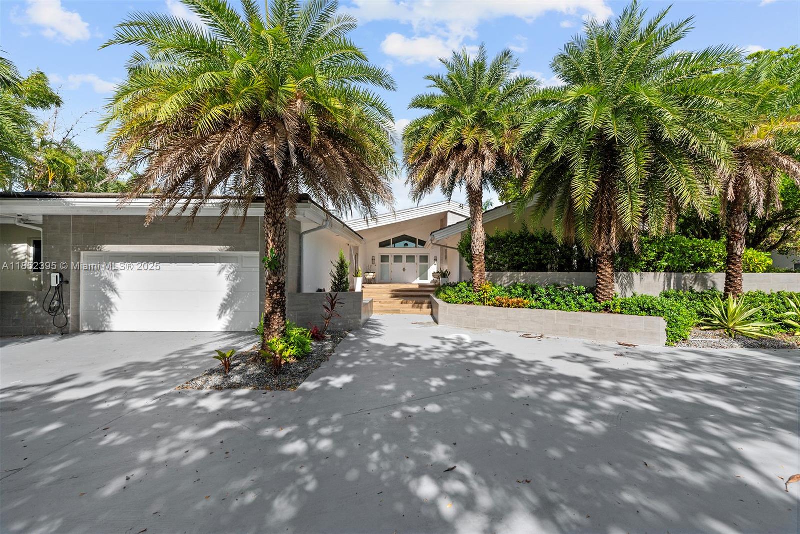 Photo of 194 Golden Beach Dr (194), Golden Beach, Florida, 33160 -