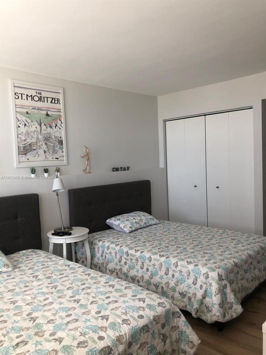 Photo of 2751 Ocean Dr  #1406-S, Hollywood, Florida, 33019 - 