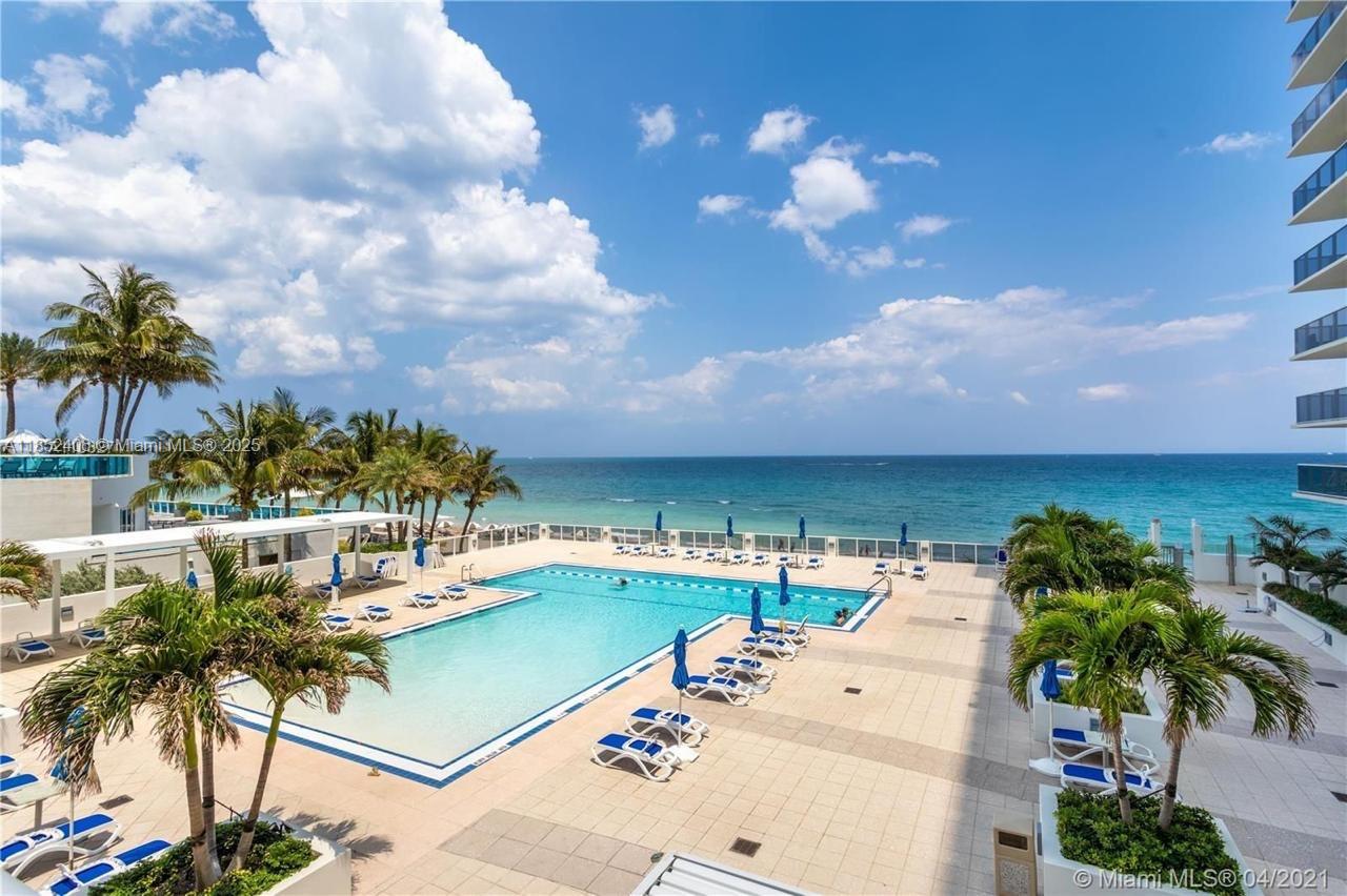 Photo of 2751 Ocean Dr  #1406-S, Hollywood, Florida, 33019 - 