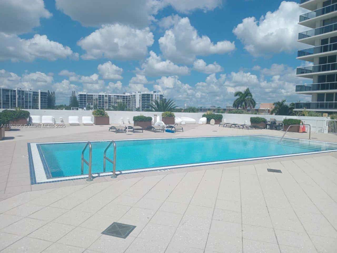 Photo of 2751 Ocean Dr  #1406-S, Hollywood, Florida, 33019 - 