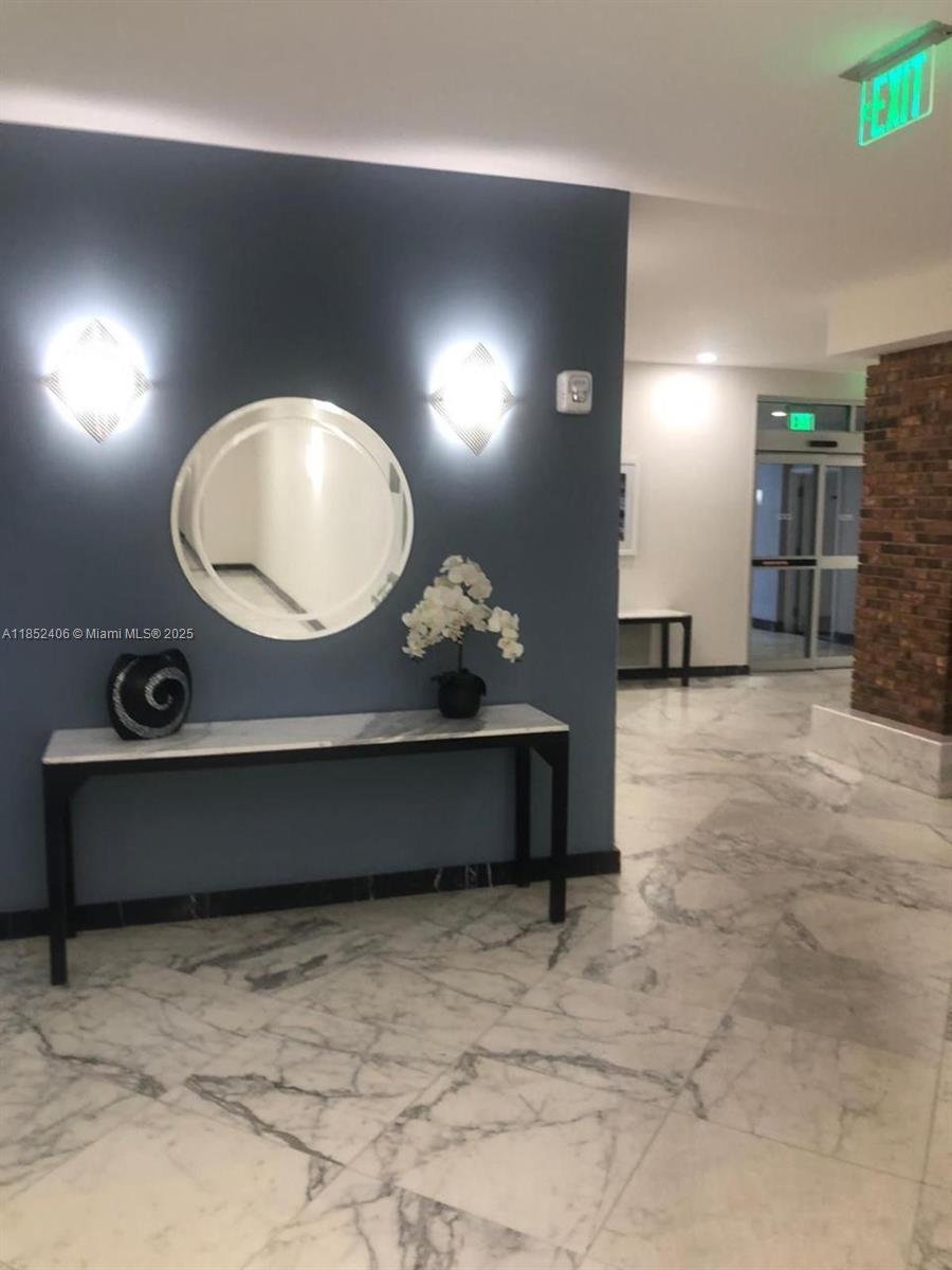 Photo of 2751 Ocean Dr  #1406-S, Hollywood, Florida, 33019 - 