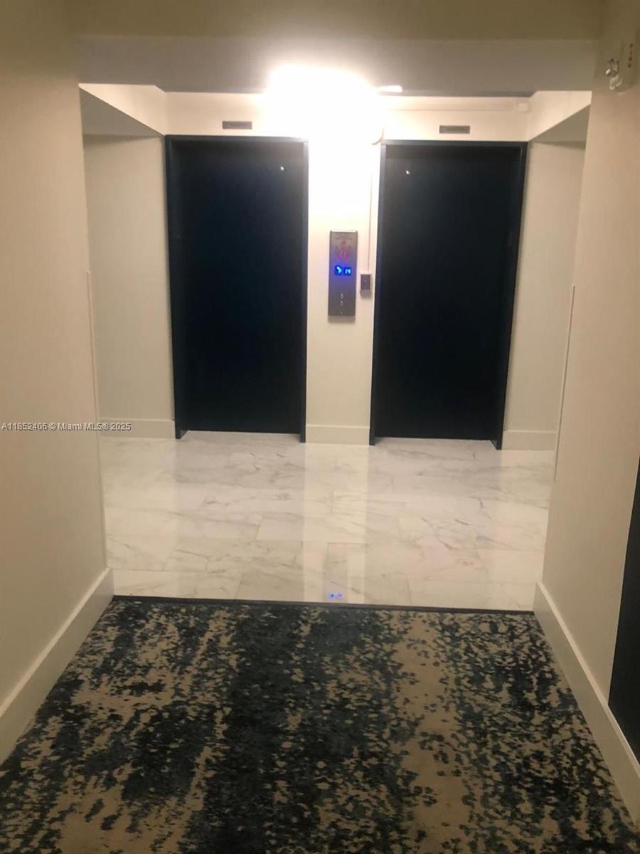 Photo of 2751 Ocean Dr  #1406-S, Hollywood, Florida, 33019 - 