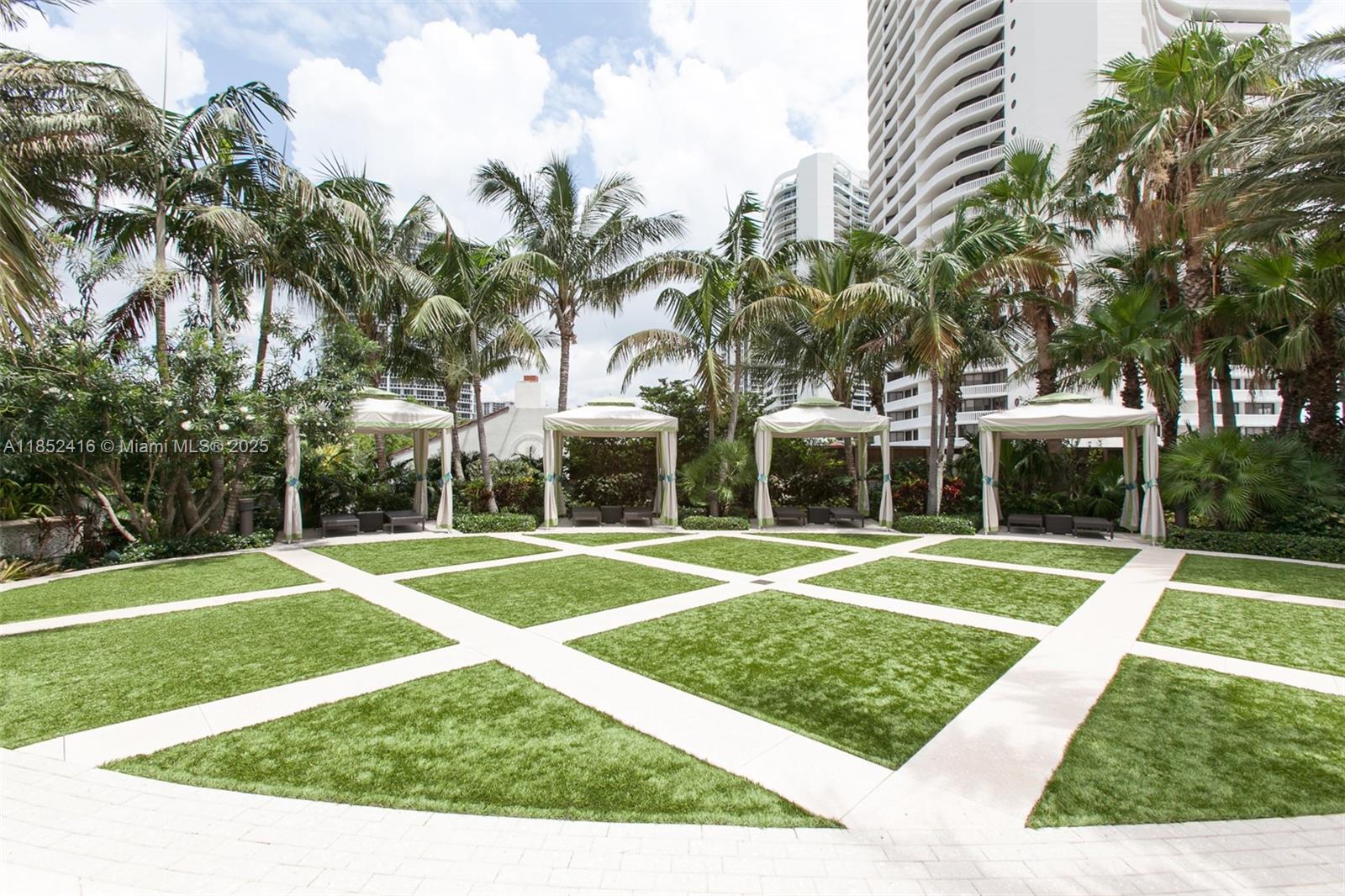 Ver detalles 505 2 / 2 1607 sq. ft. $ 2025-08-04 0 foto