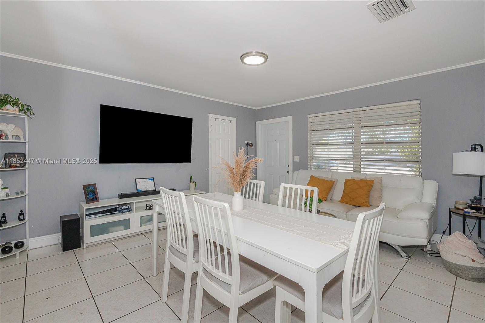 Ver detalles / 1560 sq. ft. $ 2025-08-04 0 foto