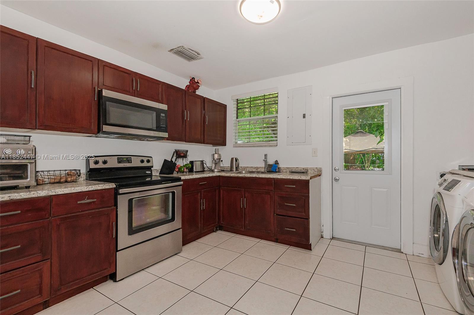 Ver detalles / 1560 sq. ft. $ 2025-08-04 0 foto