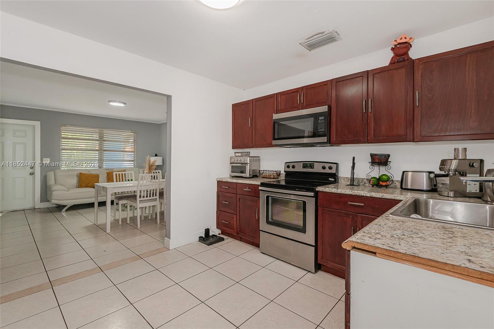 Ver detalles / 1560 sq. ft. $ 2025-08-04 0 foto