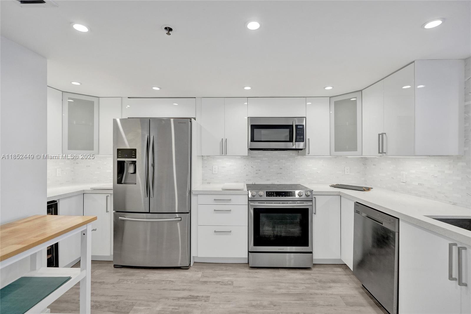 Photo of 1201 Ocean Dr  #320N, Hollywood, Florida, 33019 - 