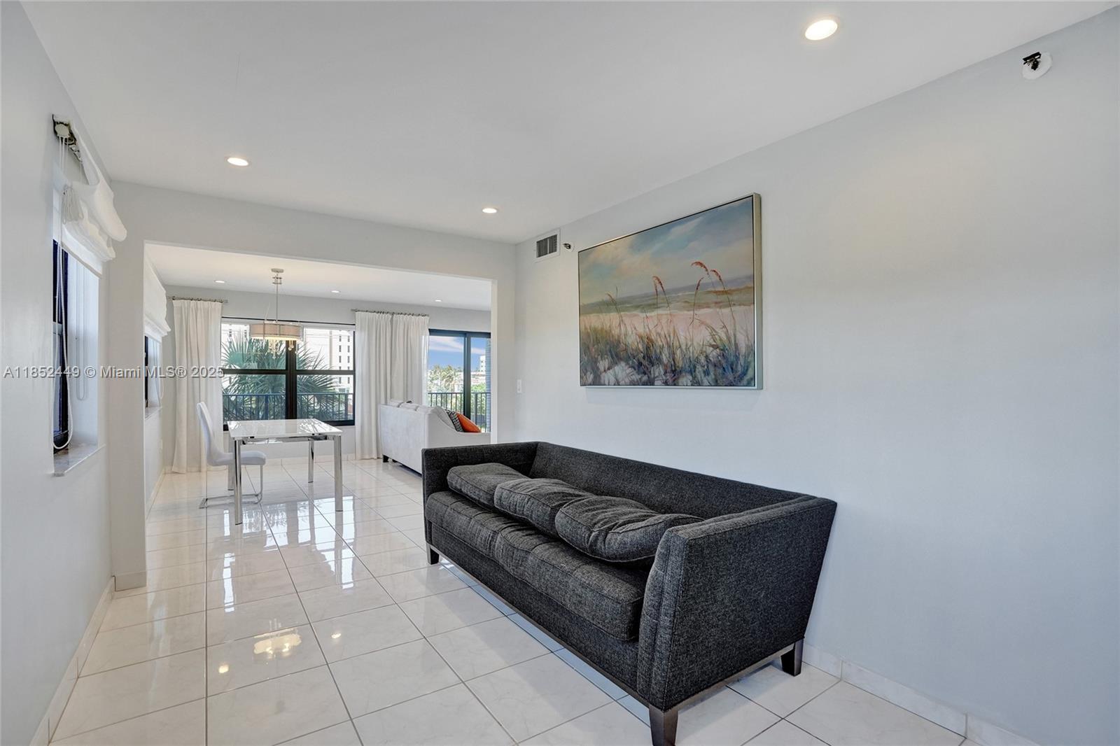 Photo of 1201 Ocean Dr  #320N, Hollywood, Florida, 33019 - 