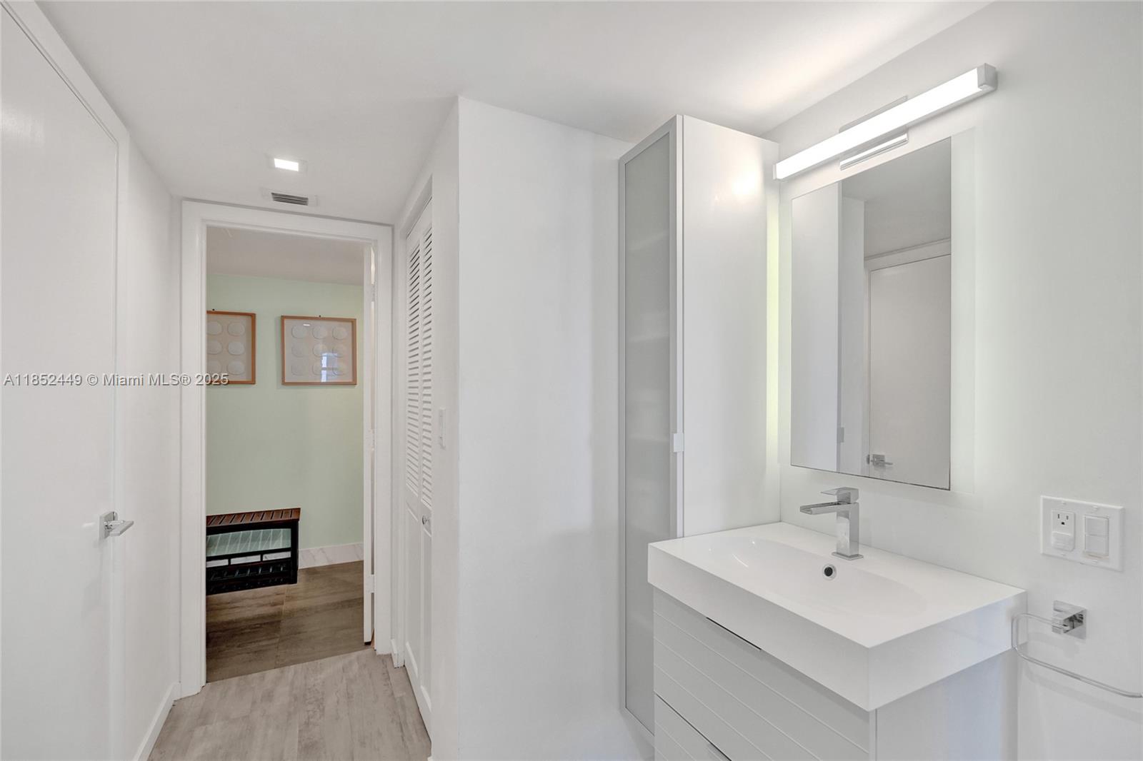 Photo of 1201 Ocean Dr  #320N, Hollywood, Florida, 33019 - 
