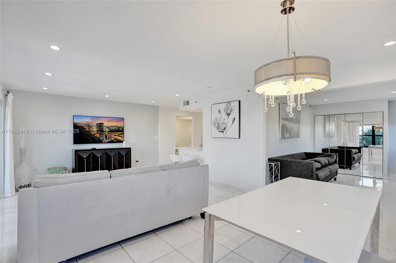 Photo of 1201 Ocean Dr  #320N, Hollywood, Florida, 33019 - 
