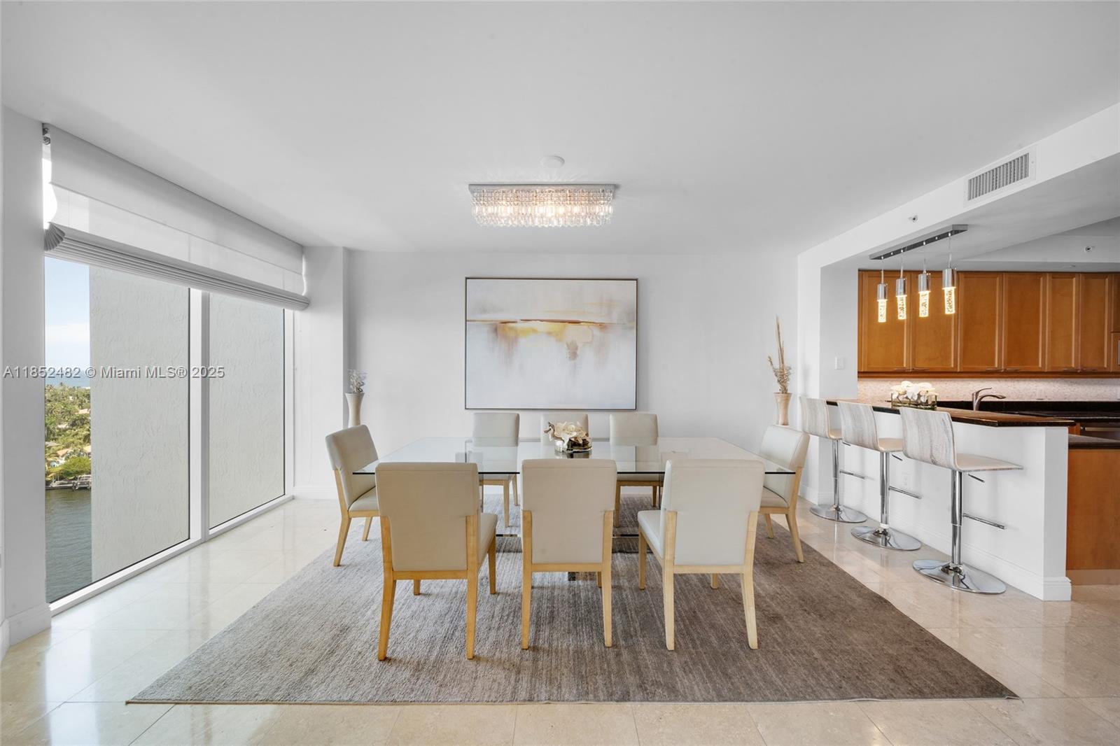 Photo of 20201 Country Club Dr  #1404, Aventura, Florida, 33180 - 