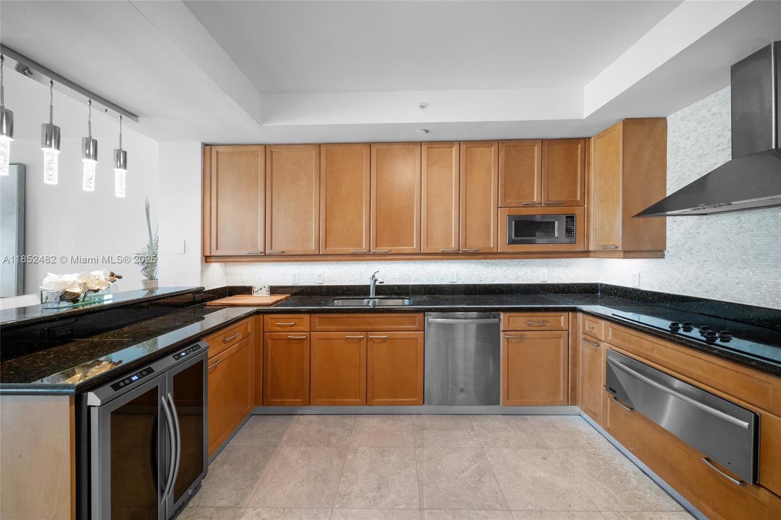Photo of 20201 Country Club Dr  #1404, Aventura, Florida, 33180 - 