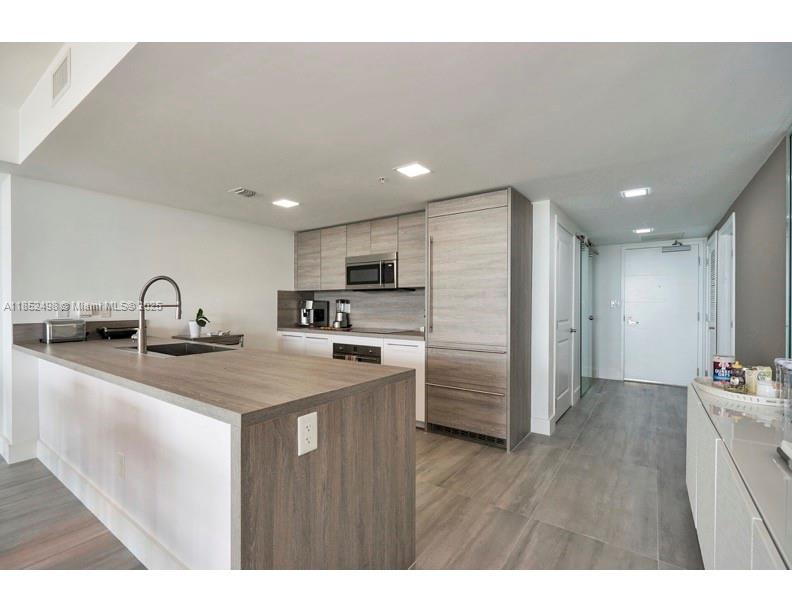 Photo of 400 Sunny Isles Blvd  #1616, Sunny Isles Beach, Florida, 33160 - 