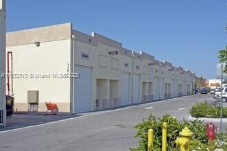 See details 43 / sq. ft. $ 2025-08-04 0 Photo