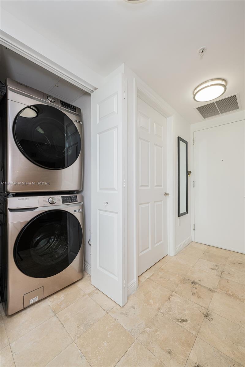 Photo of 1745 Hallandale Beach Blvd  #1804W, Hallandale Beach, Florida, 33009 - Entry/Guest Bathroom/Washer & Dryer