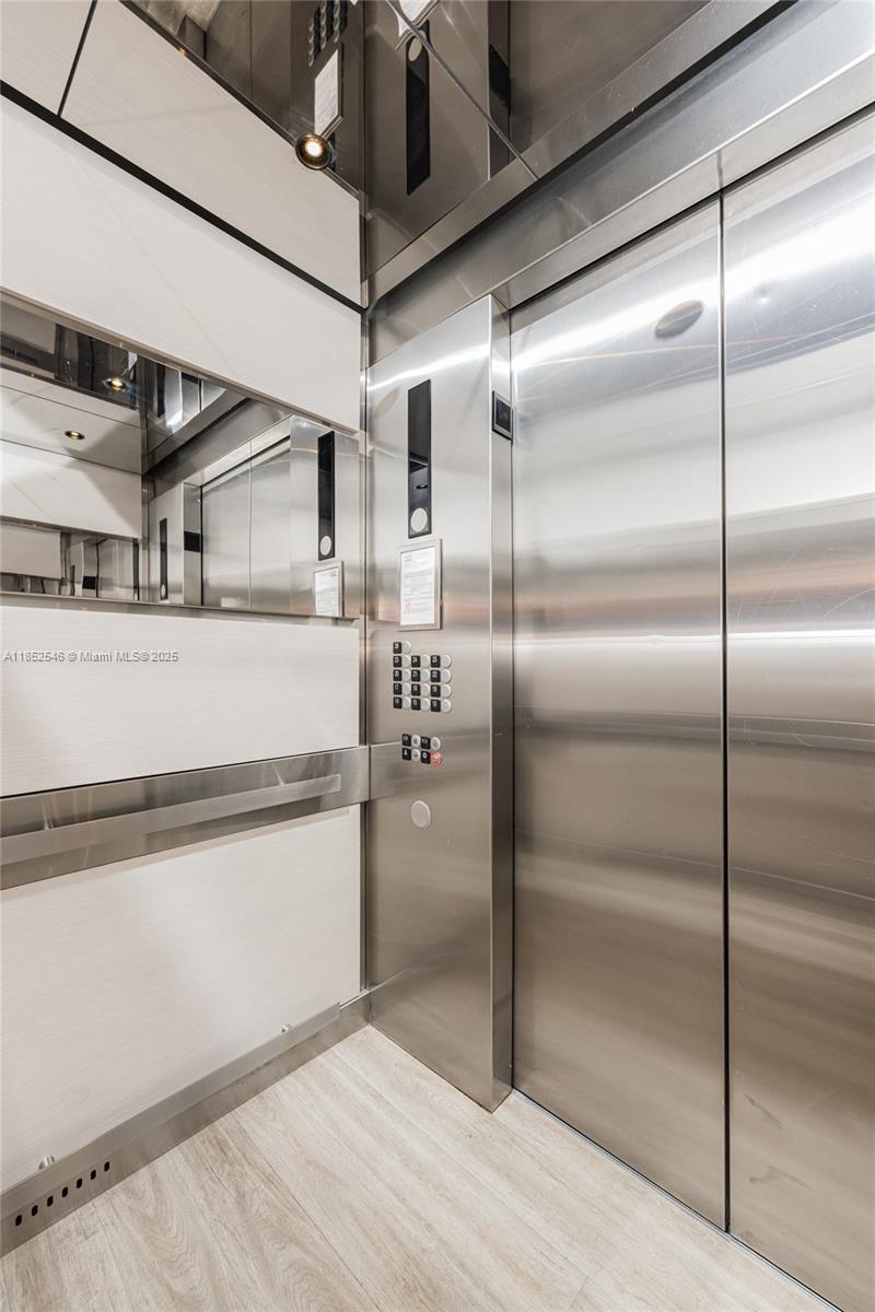 Photo of 1745 Hallandale Beach Blvd  #1804W, Hallandale Beach, Florida, 33009 - Elevator