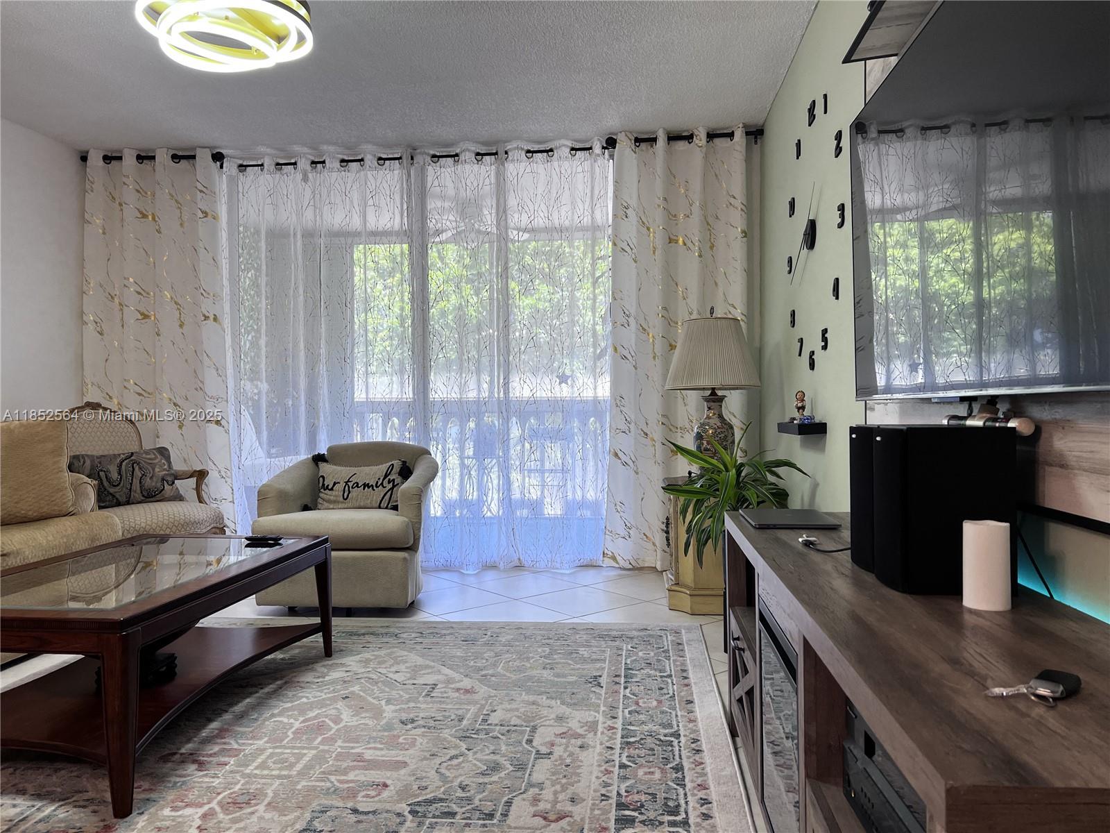 Photo of 320 12th Ave  #304, Hallandale Beach, Florida, 33009 - 