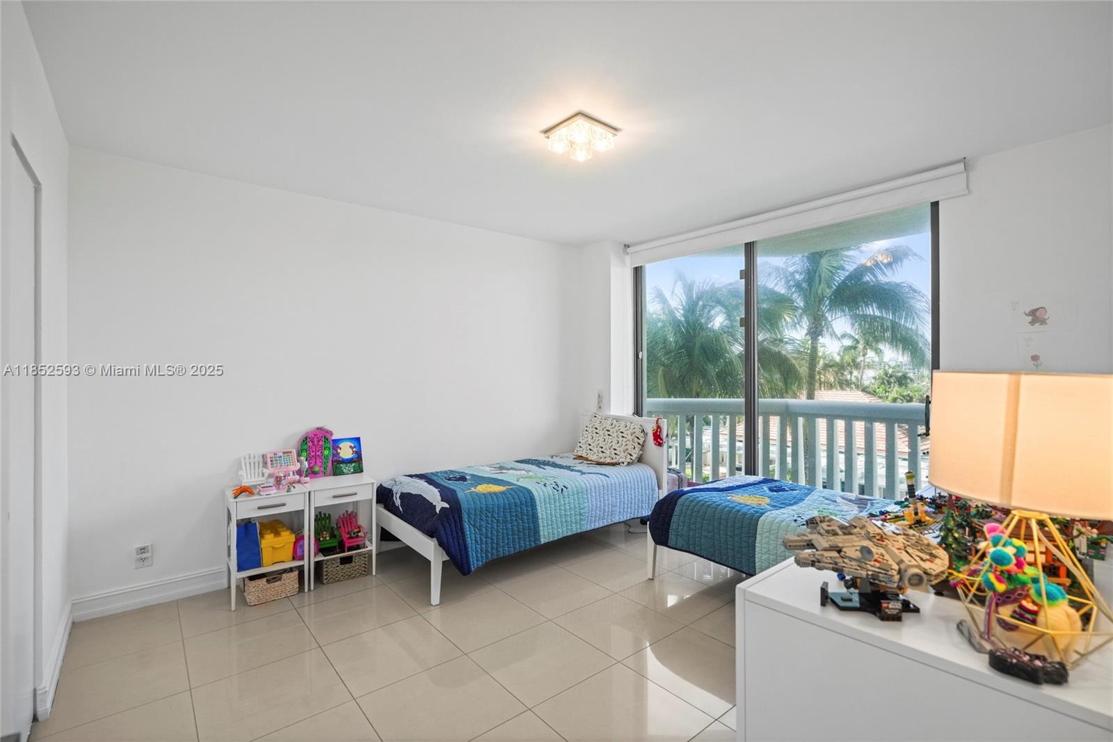 See details 504 3 / 3 1880 sq. ft. $ 2025-08-04 0 Photo